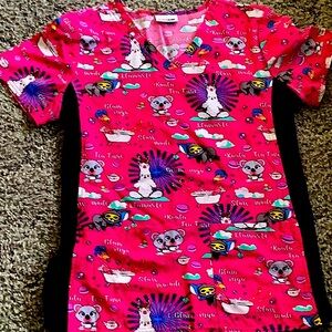 Women Scrubstar Relaxing Animals Scrub Top Size M